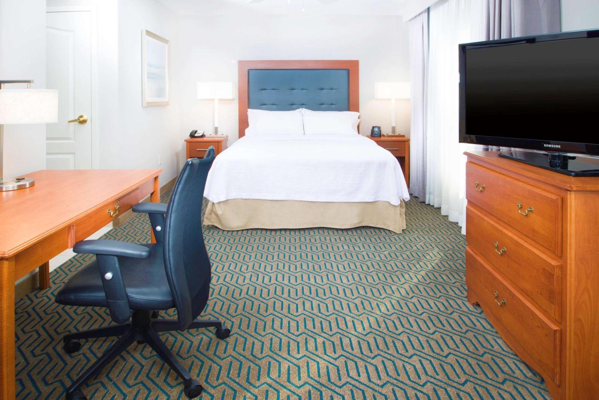 โฮมวู้ด สวีท บาย ฮิลตัน ออนแทริโอ แรนโช คูคามอนกา Hotel แรนโชคูคามอนกา ภายนอก รูปภาพ