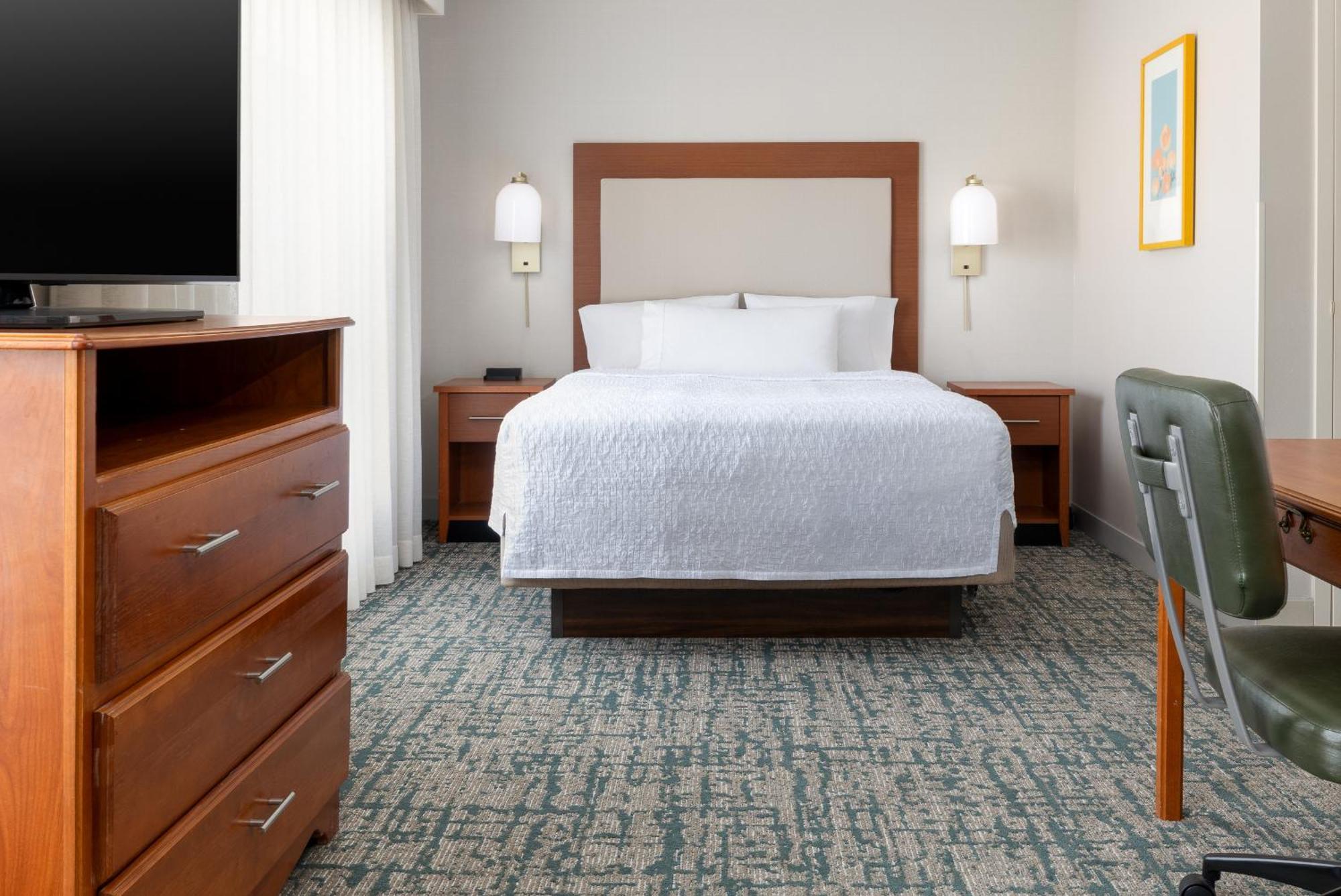 โฮมวู้ด สวีท บาย ฮิลตัน ออนแทริโอ แรนโช คูคามอนกา Hotel แรนโชคูคามอนกา ภายนอก รูปภาพ
